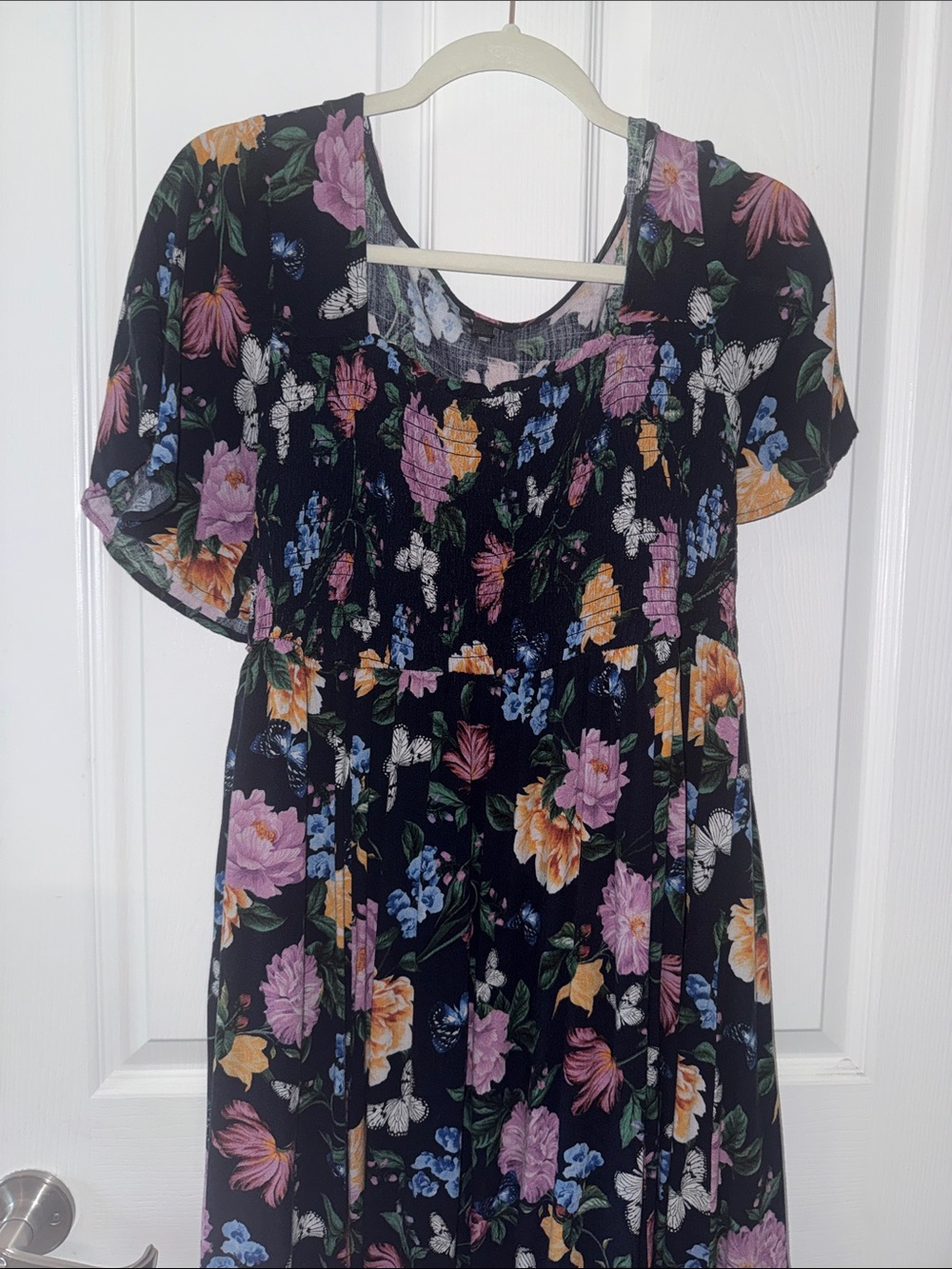 torrid Black Floral Short-Sleeve Smocked Tunic Dress